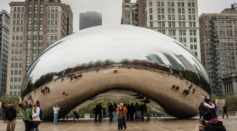 lots-of-people-in-Chicago-are-looking-for-friends-online